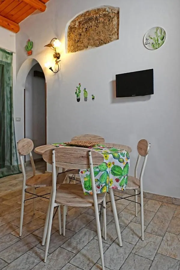 Ficu Pala Holiday Home Noto 0*,  Italie